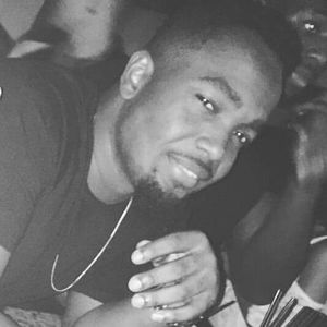 Meet your Posher, Carlos